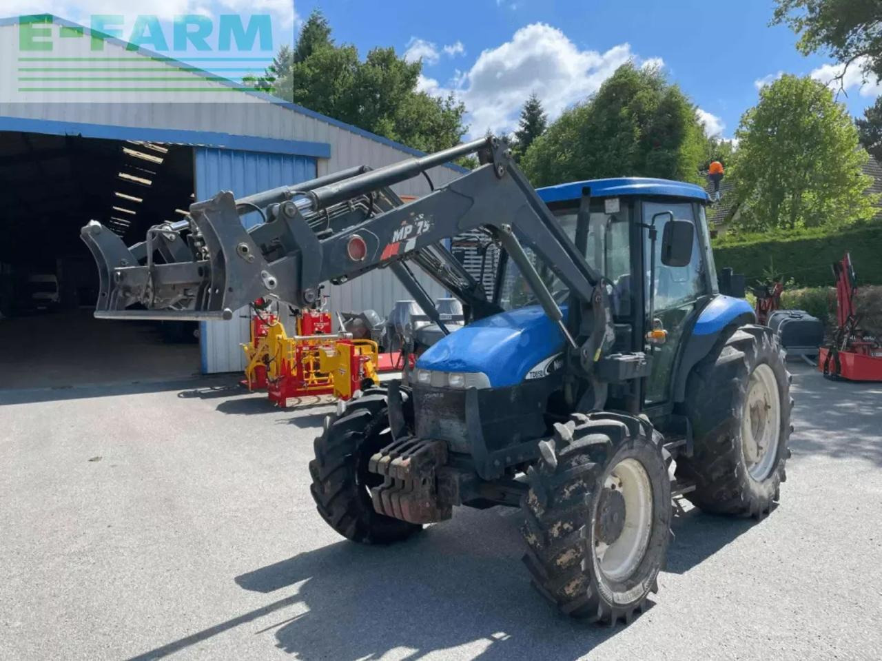 New Holland tracteur agricole td85d new holland D - Farm tractor: picture 1 New Holland tracteur agricole td85d new holland D - Farm tractor: picture 1