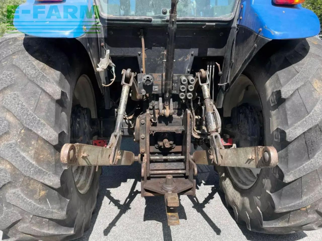 New Holland tracteur agricole td85d new holland D - Farm tractor: picture 4 New Holland tracteur agricole td85d new holland D - Farm tractor: picture 4