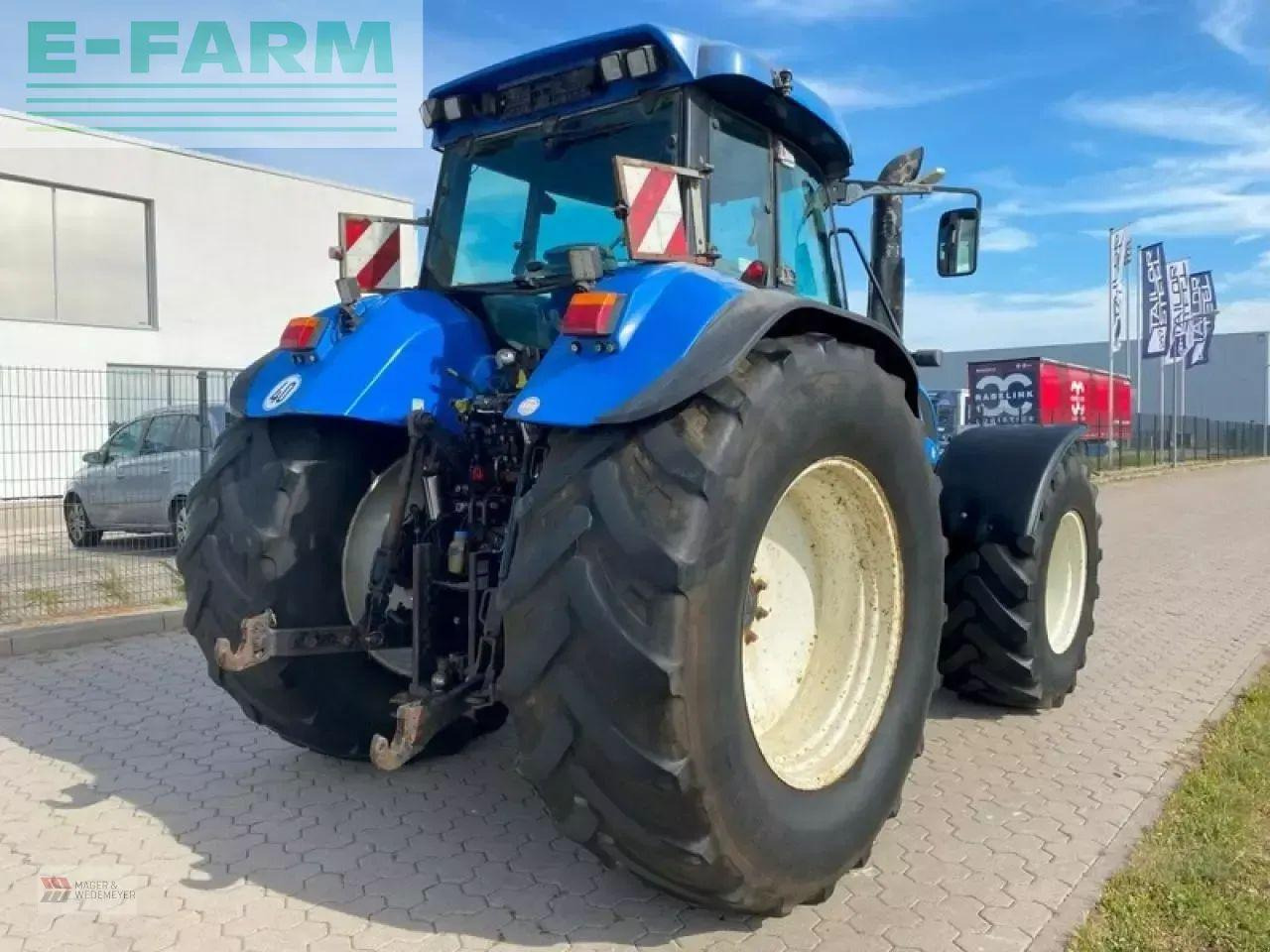 New Holland tvt 195 mit frontzapfwelle - Farm tractor: picture 4 New Holland tvt 195 mit frontzapfwelle - Farm tractor: picture 4