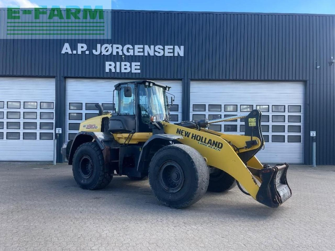 New Holland w 190 - Mini excavator: picture 1 New Holland w 190 - Mini excavator: picture 1