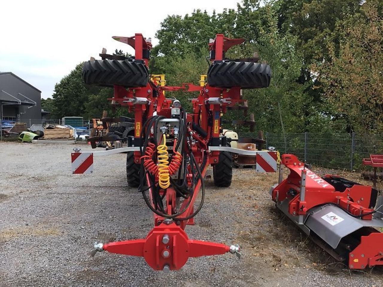 Pöttinger terria - Cultivator: picture 2 Pöttinger terria - Cultivator: picture 2