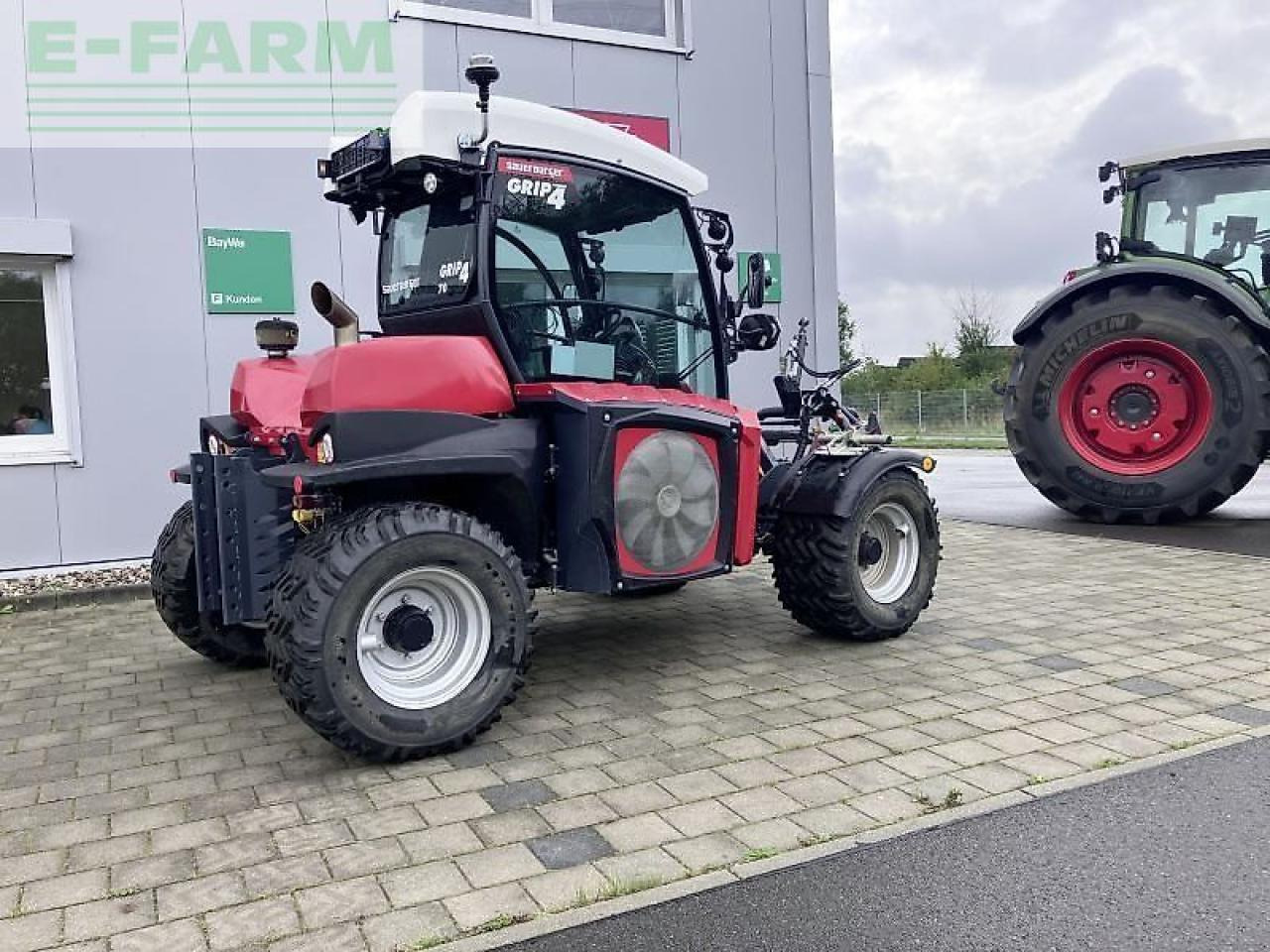 Sauerburger kg- grip 4-70 - Farm tractor: picture 2 Sauerburger kg- grip 4-70 - Farm tractor: picture 2
