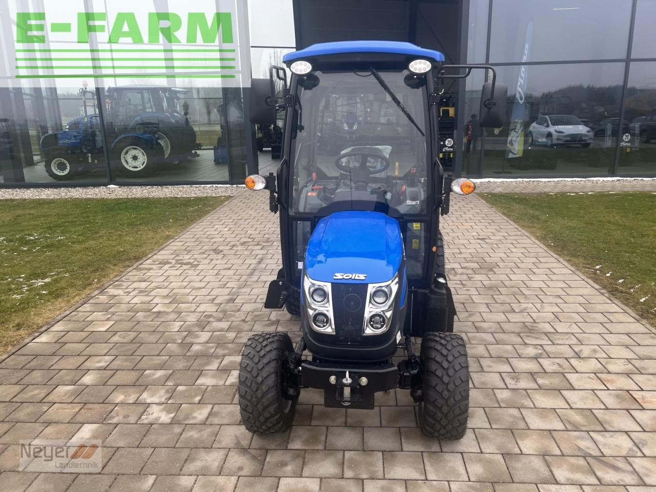 Solis 26 hydrostat mit kabine - Farm tractor: picture 4 Solis 26 hydrostat mit kabine - Farm tractor: picture 4