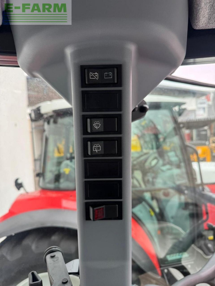 Steyr 4075 kompakt s (stage v) - Farm tractor: picture 3 Steyr 4075 kompakt s (stage v) - Farm tractor: picture 3