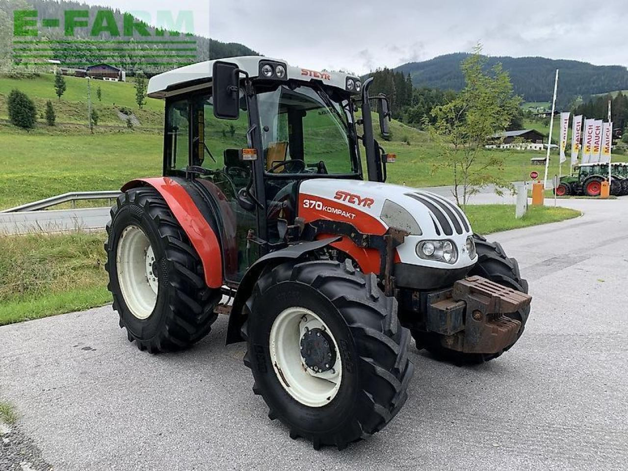 Steyr kompakt 370 - Farm tractor: picture 4 Steyr kompakt 370 - Farm tractor: picture 4