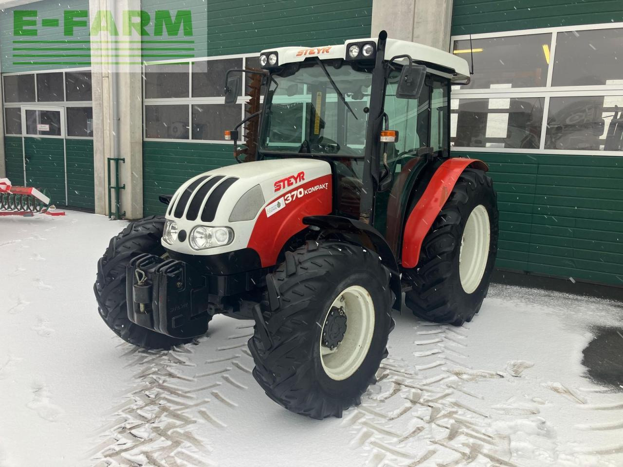 Steyr kompakt 370 a basis - Farm tractor: picture 1 Steyr kompakt 370 a basis - Farm tractor: picture 1