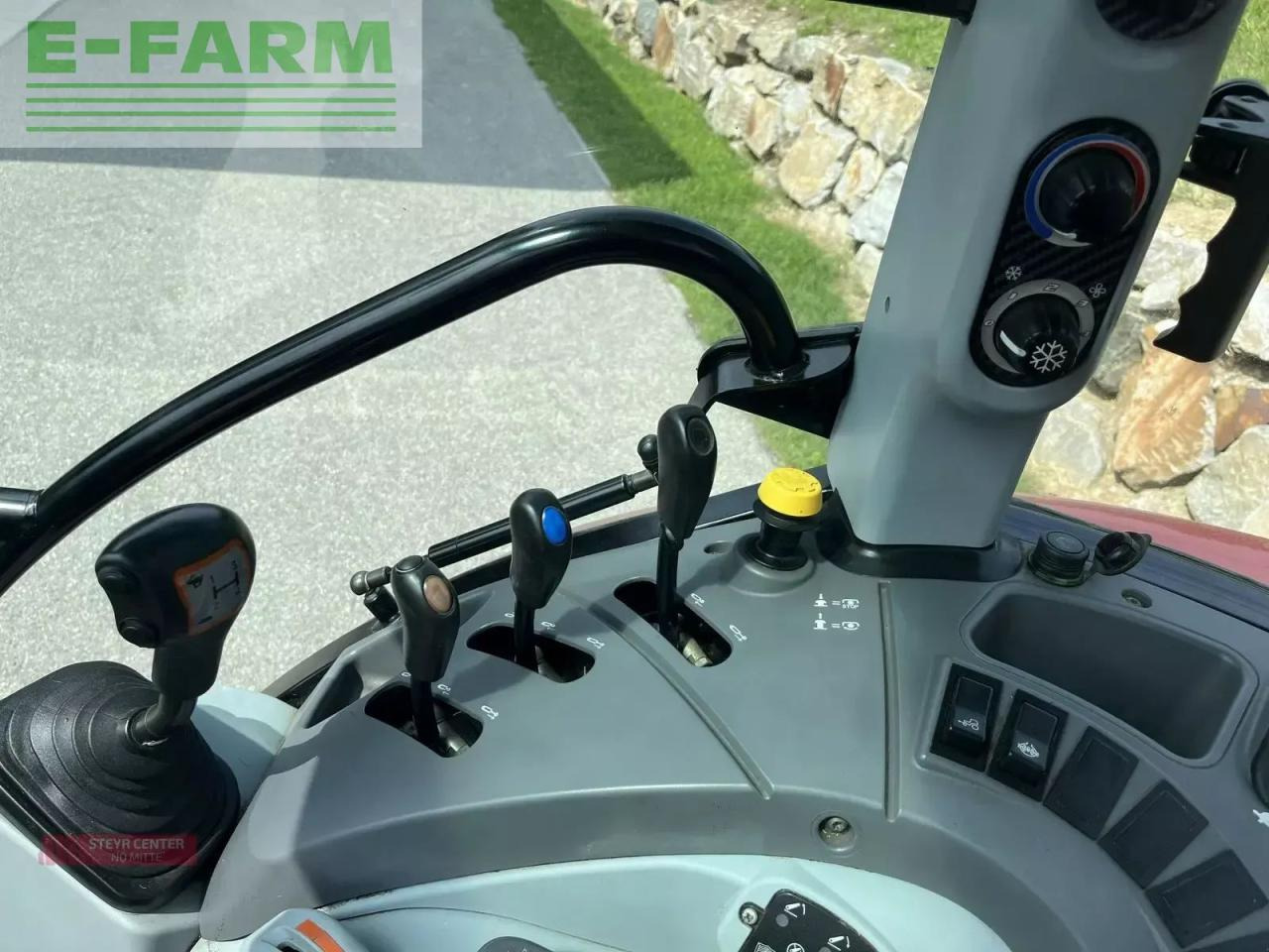 Farm tractor Steyr kompakt 4105: picture 13