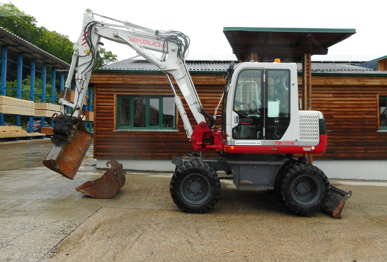 Takeuchi tb 175w mit powertilt + hydr. sw + 2 löffel - Mini excavator: picture 1 Takeuchi tb 175w mit powertilt + hydr. sw + 2 löffel - Mini excavator: picture 1