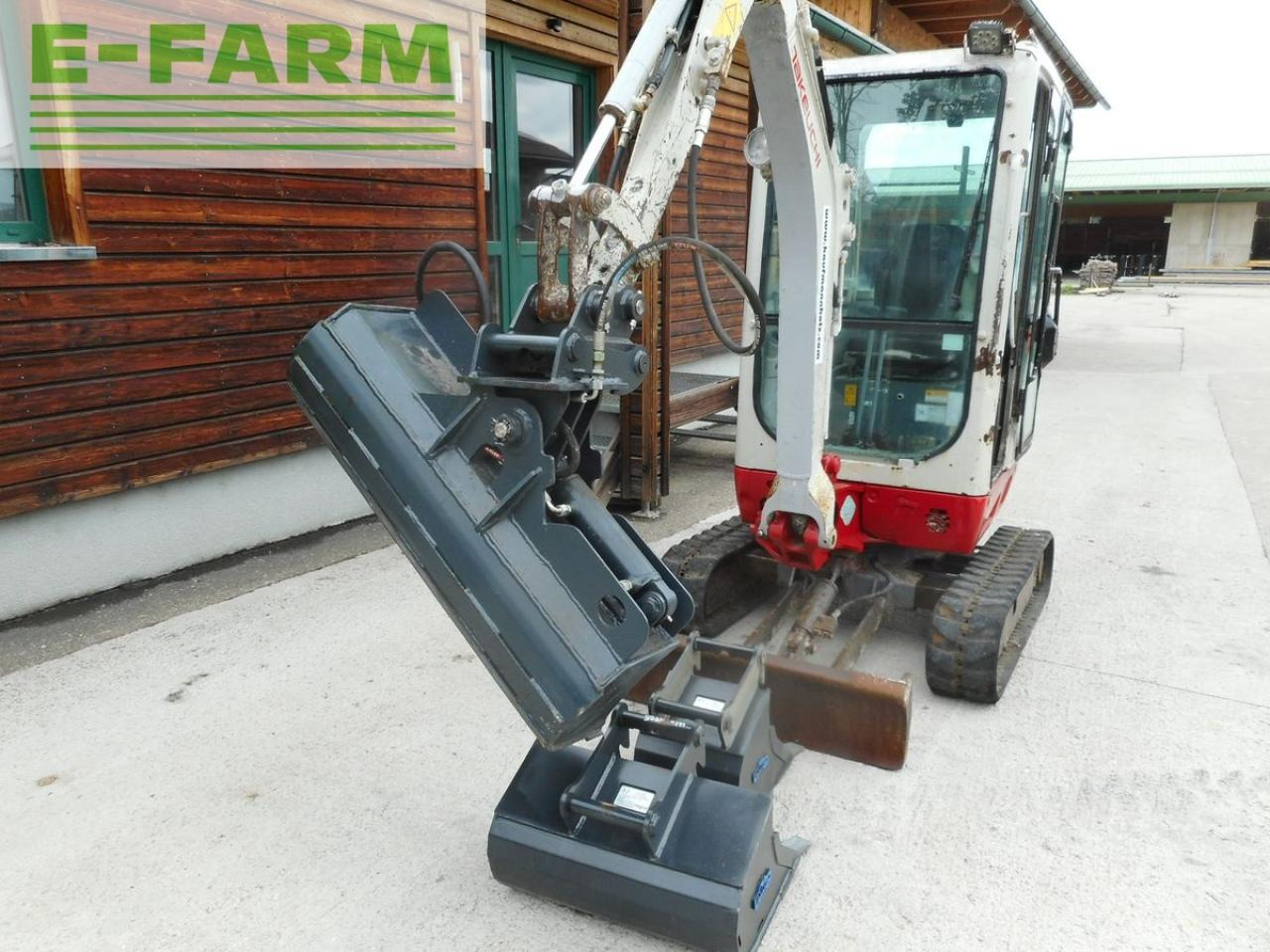 Takeuchi tb 216 ( 1.865kg ) schnellwechsler neu! löffel - Mini excavator: picture 5 Takeuchi tb 216 ( 1.865kg ) schnellwechsler neu! löffel - Mini excavator: picture 5