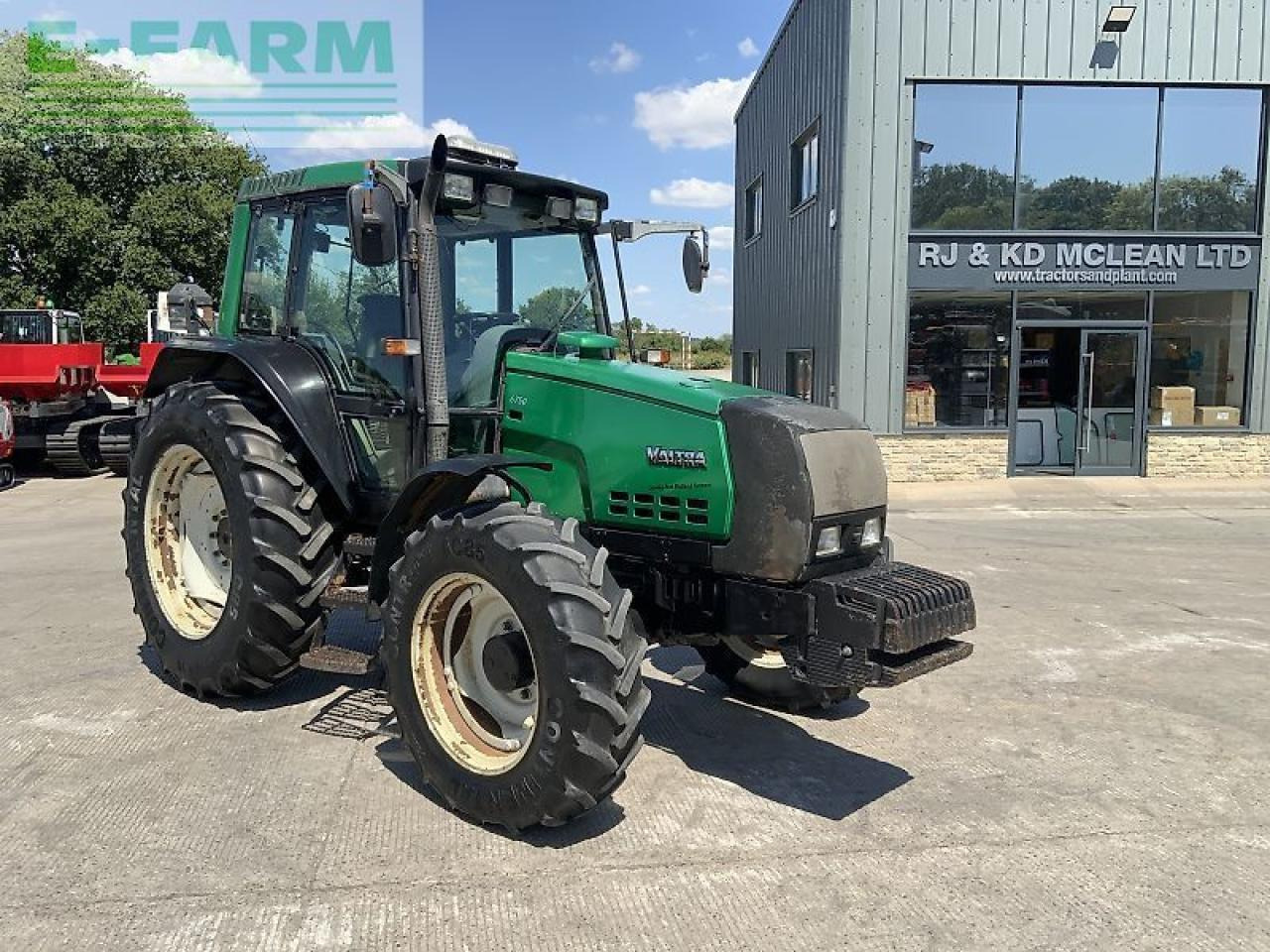 Valtra 6750 tractor (st23720) - Farm tractor: picture 2 Valtra 6750 tractor (st23720) - Farm tractor: picture 2