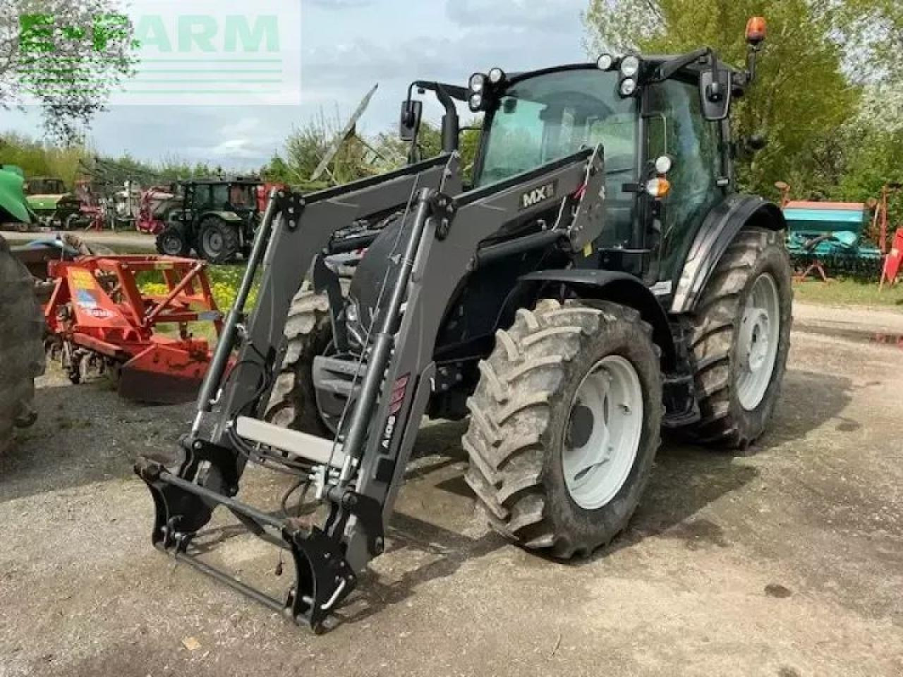 Valtra a105 - Farm tractor: picture 1 Valtra a105 - Farm tractor: picture 1
