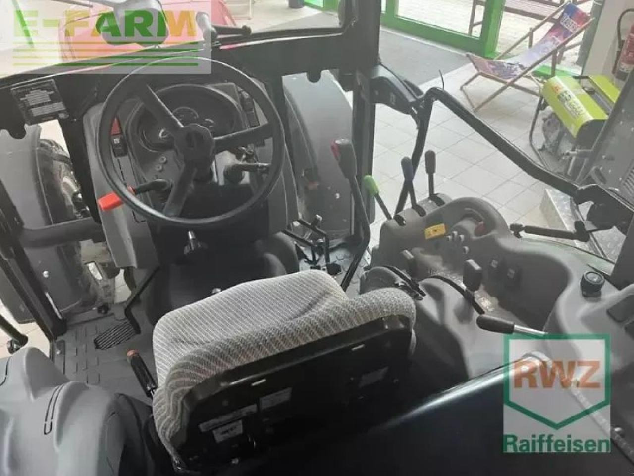 Valtra f105s 2d3 - Farm tractor: picture 5 Valtra f105s 2d3 - Farm tractor: picture 5