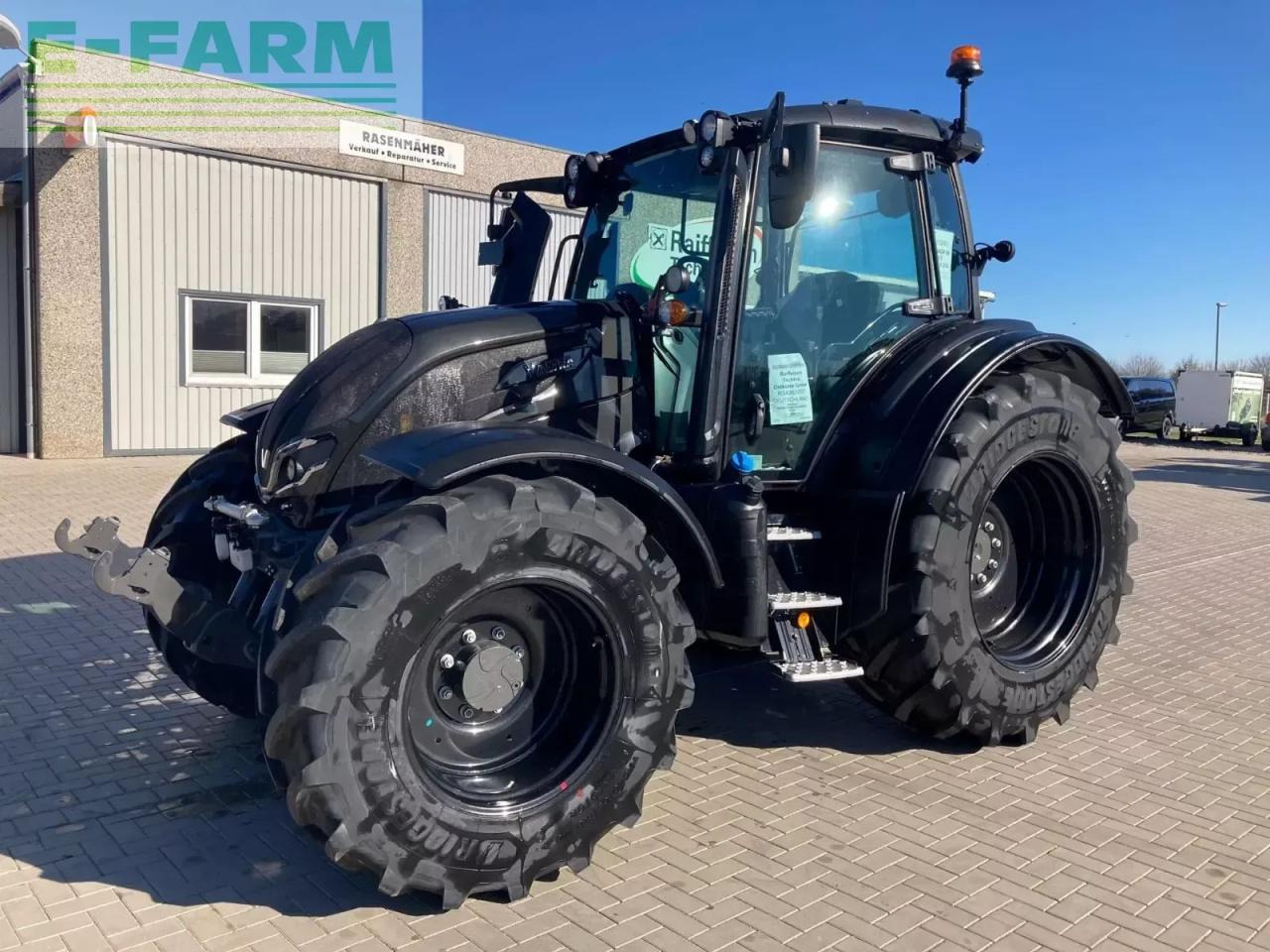 Valtra n 155ea - Farm tractor: picture 2 Valtra n 155ea - Farm tractor: picture 2
