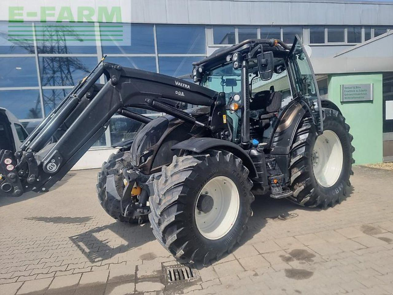 Valtra n175 d - Farm tractor: picture 1 Valtra n175 d - Farm tractor: picture 1