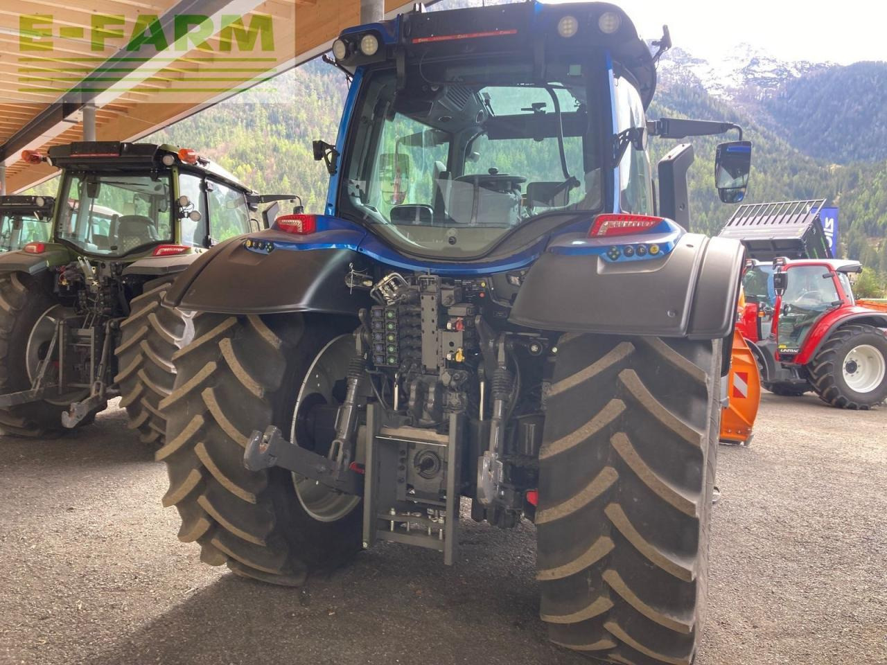 Valtra n175 versu Versu - Farm tractor: picture 4 Valtra n175 versu Versu - Farm tractor: picture 4