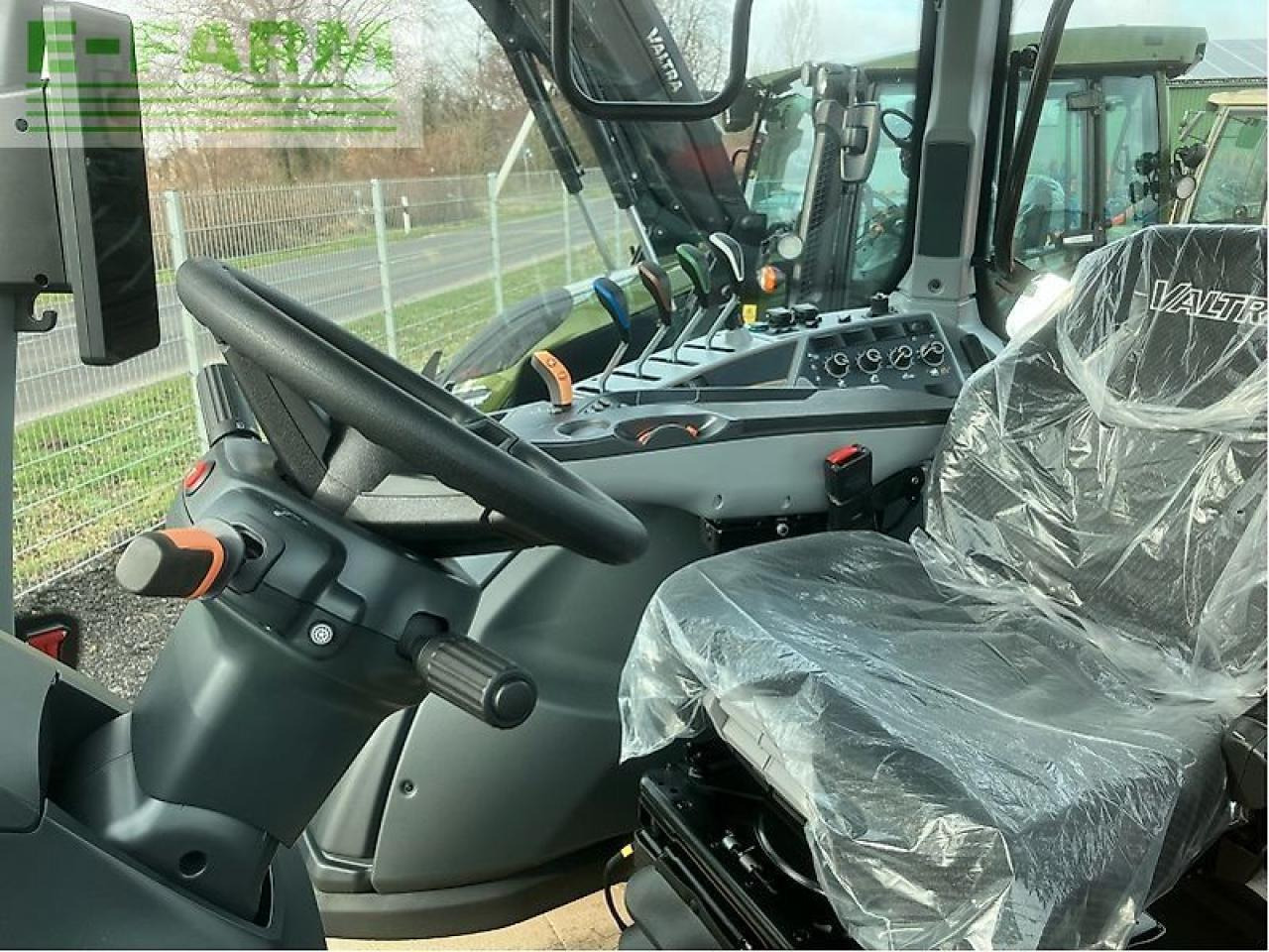 Valtra n175a - Farm tractor: picture 4 Valtra n175a - Farm tractor: picture 4