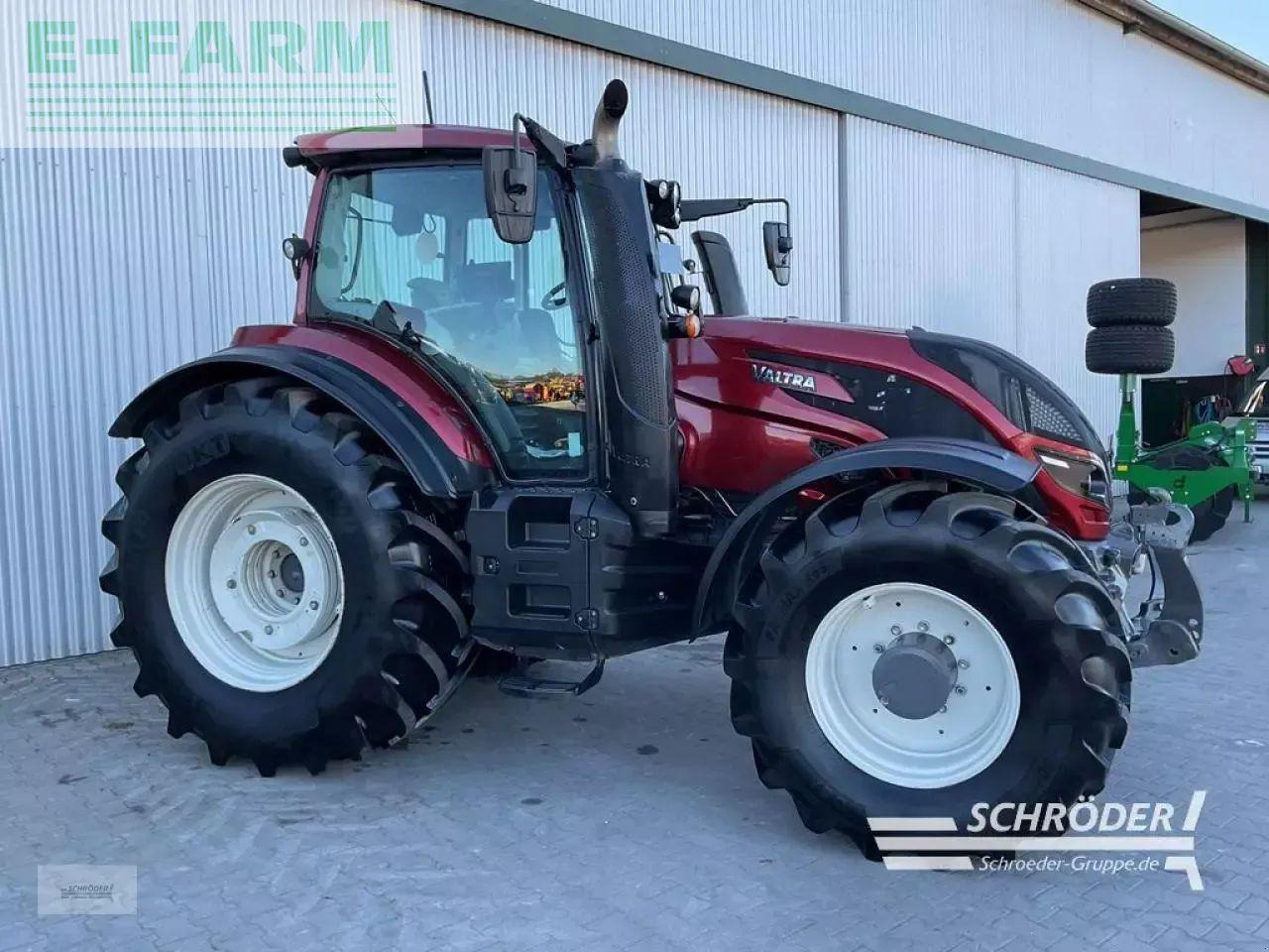 Valtra t 254 v smarttouch - Farm tractor: picture 2 Valtra t 254 v smarttouch - Farm tractor: picture 2