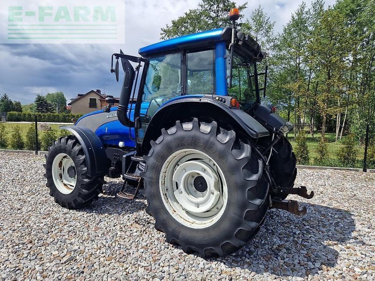 Valtra t131 hitech HiTech - Farm tractor: picture 4 Valtra t131 hitech HiTech - Farm tractor: picture 4