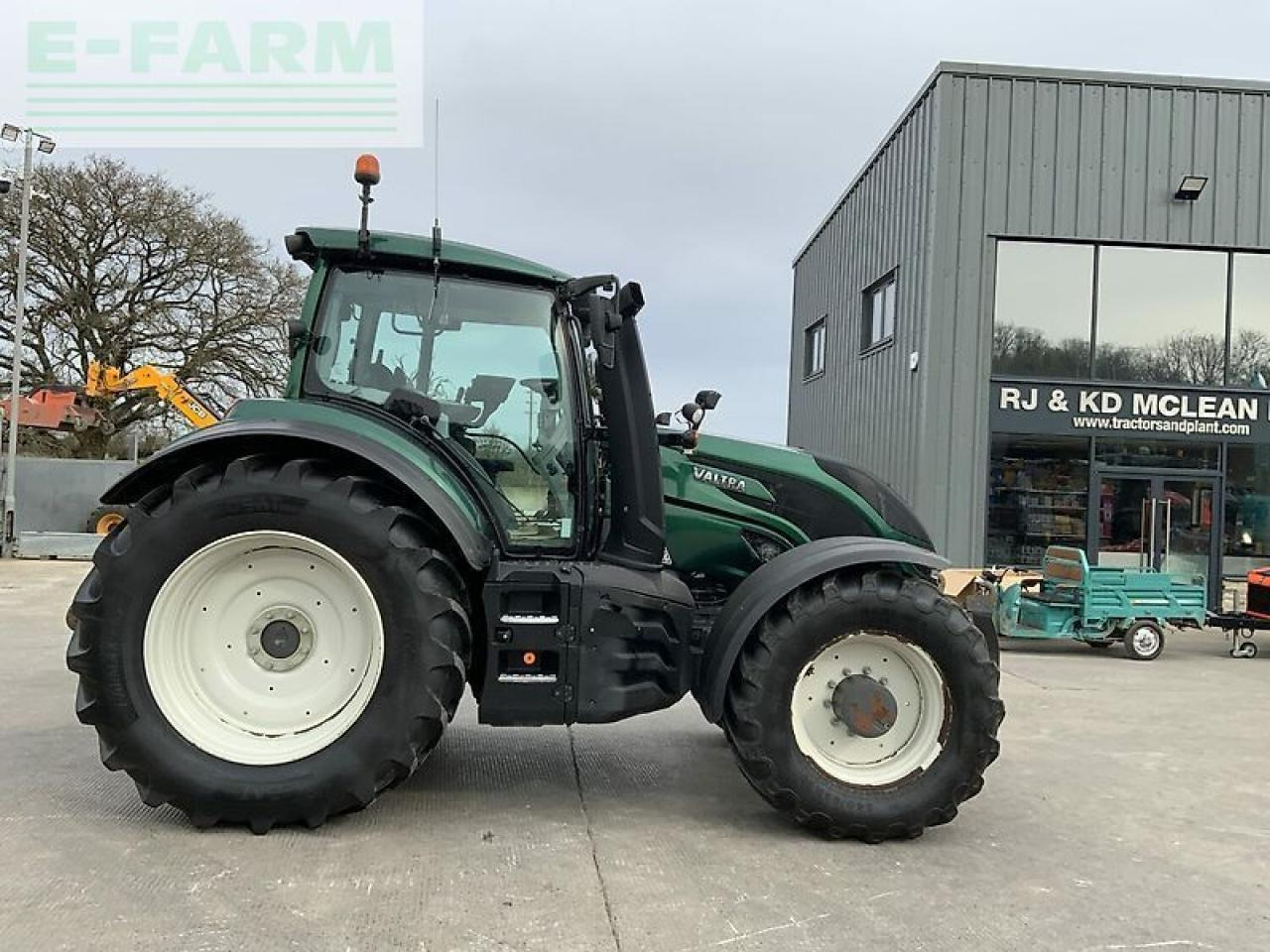Valtra t214 direct tractor (st22267) Direct - Farm tractor: picture 1 Valtra t214 direct tractor (st22267) Direct - Farm tractor: picture 1