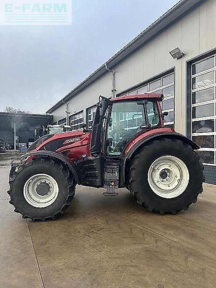 Valtra t235d - Farm tractor: picture 4 Valtra t235d - Farm tractor: picture 4