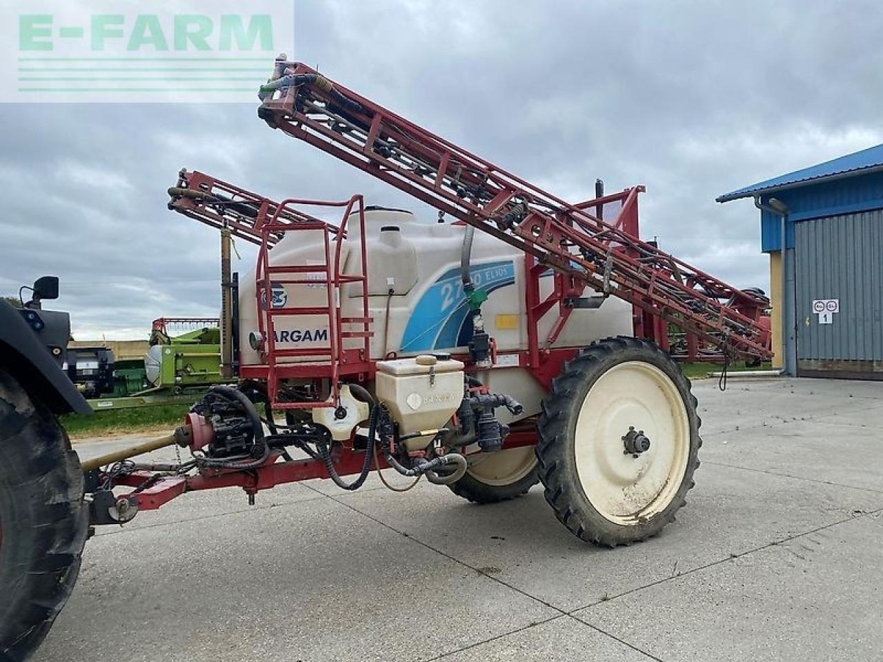 / elios 2700 - Trailed sprayer: picture 1 / elios 2700 - Trailed sprayer: picture 1