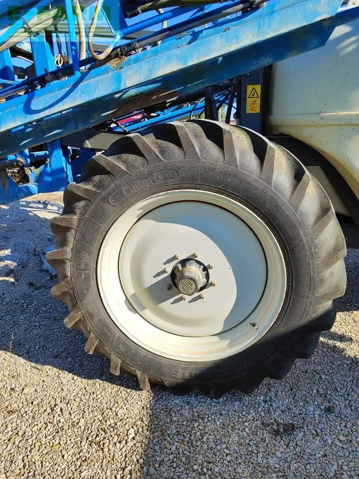 Meteor 3400 - Trailed sprayer: picture 4 Meteor 3400 - Trailed sprayer: picture 4