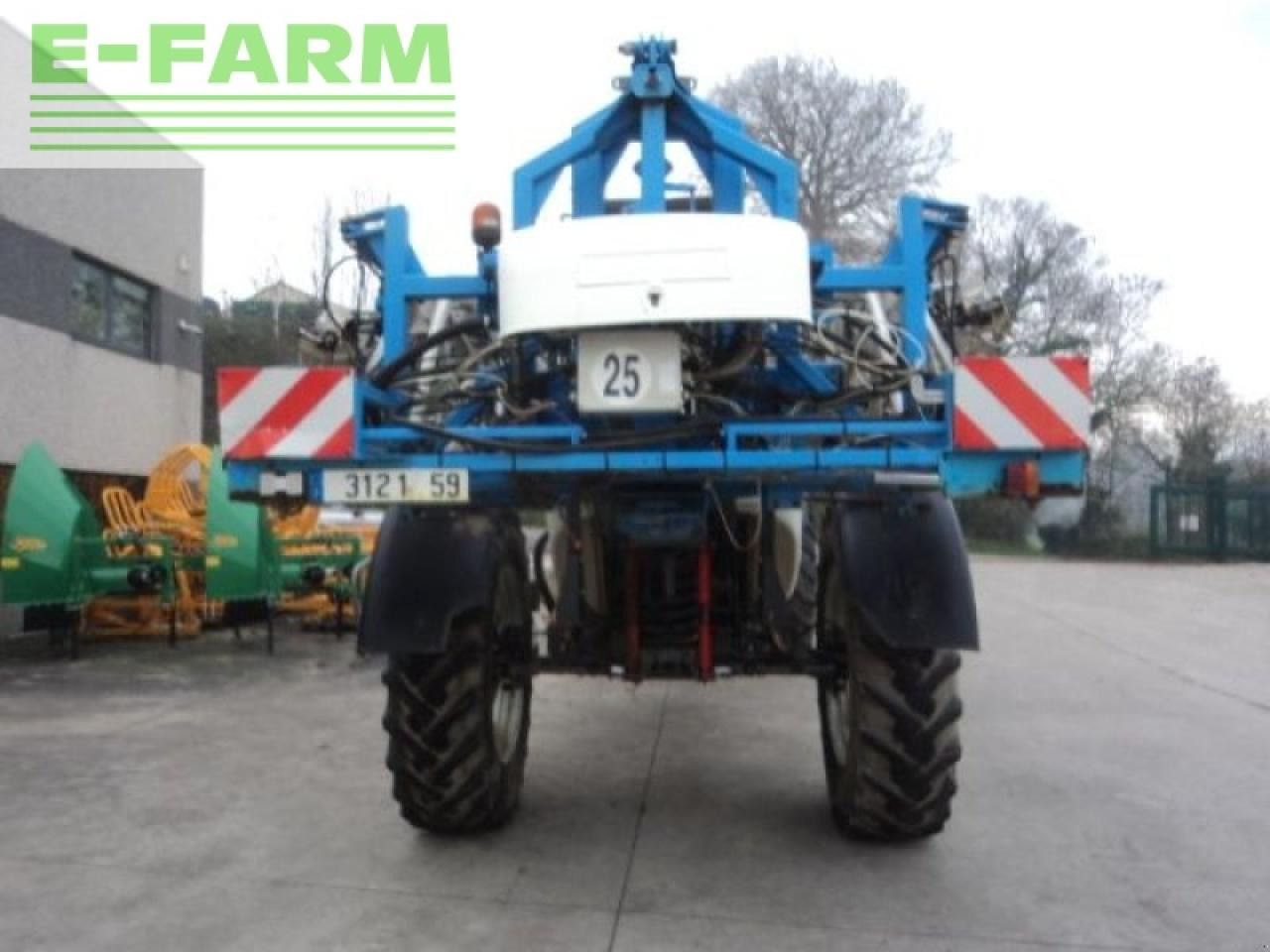 Meteor 4100 - 33 - Trailed sprayer: picture 3 Meteor 4100 - 33 - Trailed sprayer: picture 3