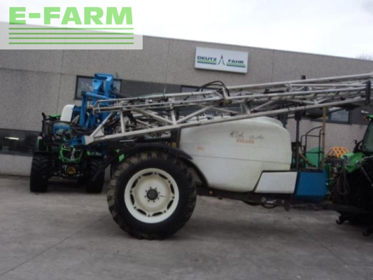 Meteor 4100 - 33 - Trailed sprayer: picture 1 Meteor 4100 - 33 - Trailed sprayer: picture 1