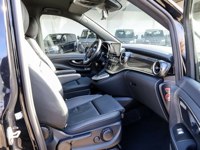 MERCEDES-BENZ EQV 300 Avantgarde Line,lang,7Sitze,2xKlima,LED... - Minibus, Electric bus: picture 5 MERCEDES-BENZ EQV 300 Avantgarde Line,lang,7Sitze,2xKlima,LED... - Minibus, Electric bus: picture 5