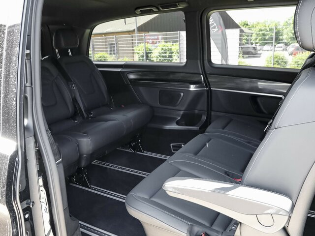 MERCEDES-BENZ EQV 300 Extralang,Avantgarde,8Sitze,2xelektr.Tür - Passenger van, Electric van: picture 4 MERCEDES-BENZ EQV 300 Extralang,Avantgarde,8Sitze,2xelektr.Tür - Passenger van, Electric van: picture 4