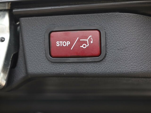 MERCEDES-BENZ EQV 300 ang,8Sitzer,2xSchiebetür,360°Kamera... - Minibus, Electric bus: picture 3 MERCEDES-BENZ EQV 300 ang,8Sitzer,2xSchiebetür,360°Kamera... - Minibus, Electric bus: picture 3