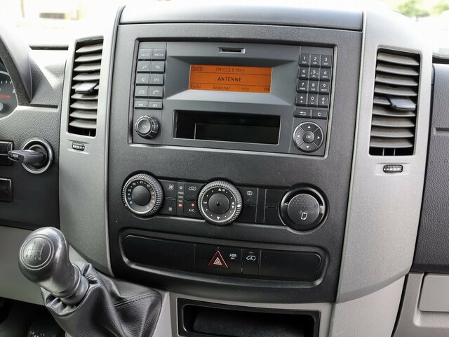 MERCEDES-BENZ Sprinter 316CDI DOKA,Allrad,Klima,Standhzg.... - Flatbed van, Combi van: picture 5 MERCEDES-BENZ Sprinter 316CDI DOKA,Allrad,Klima,Standhzg.... - Flatbed van, Combi van: picture 5