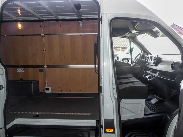 MERCEDES-BENZ Sprinter 317 CDI,3665mm,Automatik,Kamera... - Panel van: picture 2 MERCEDES-BENZ Sprinter 317 CDI,3665mm,Automatik,Kamera... - Panel van: picture 2