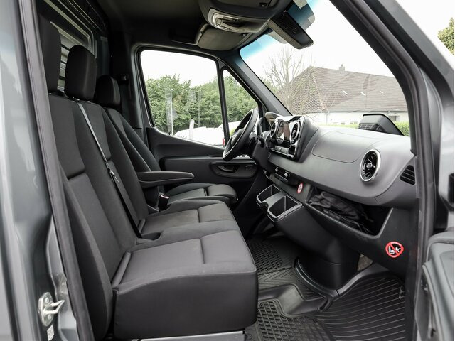 MERCEDES-BENZ Sprinter 317 CDI,L2H2,Automatik,Kamera,LED - Panel van: picture 3 MERCEDES-BENZ Sprinter 317 CDI,L2H2,Automatik,Kamera,LED - Panel van: picture 3