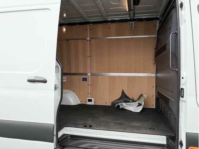 MERCEDES-BENZ Sprinter 317 CDI,L2H2,Automatik,Kamera,LED - Panel van: picture 2 MERCEDES-BENZ Sprinter 317 CDI,L2H2,Automatik,Kamera,LED - Panel van: picture 2