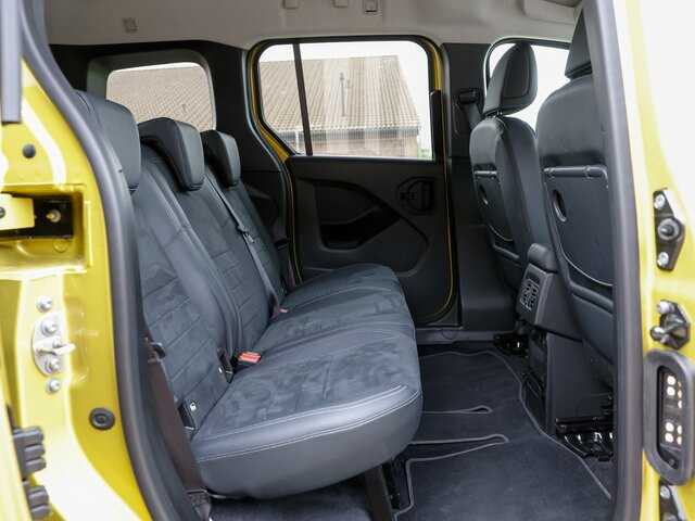 MERCEDES-BENZ T 180 Power Plus,AHK,LED,Navi,Kamera,Tempomat - Passenger van: picture 2 MERCEDES-BENZ T 180 Power Plus,AHK,LED,Navi,Kamera,Tempomat - Passenger van: picture 2