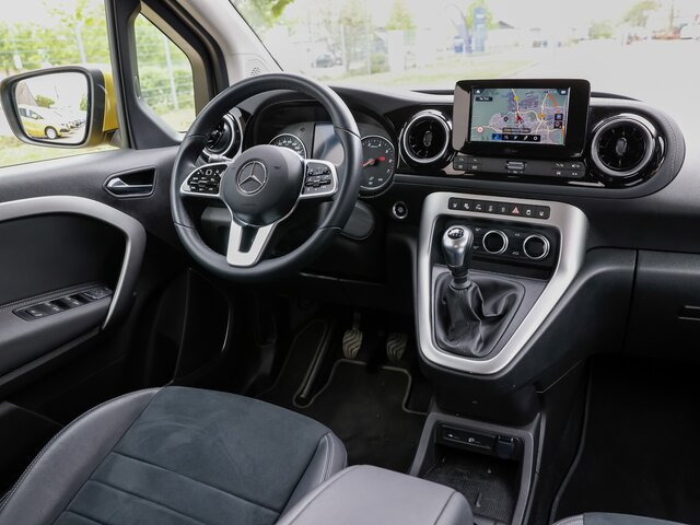 MERCEDES-BENZ T 180 Progressive,AHK,LED,Navi,Kamera,Tempomat... - Passenger van: picture 3 MERCEDES-BENZ T 180 Progressive,AHK,LED,Navi,Kamera,Tempomat... - Passenger van: picture 3