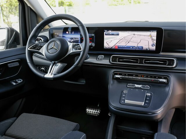 MERCEDES-BENZ V 220 d STYLE kompakt,8Sitzer,Standheizung,AHK - Passenger van: picture 4 MERCEDES-BENZ V 220 d STYLE kompakt,8Sitzer,Standheizung,AHK - Passenger van: picture 4