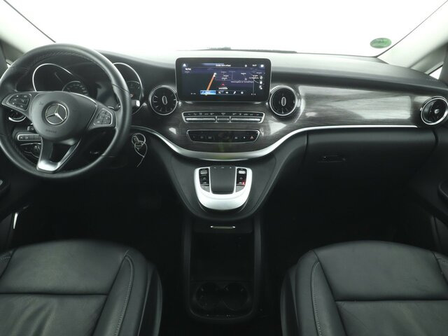 MERCEDES-BENZ V 300 Avantgarde Extralang,2xSchiebetür el.,AHK... - Passenger van: picture 2 MERCEDES-BENZ V 300 Avantgarde Extralang,2xSchiebetür el.,AHK... - Passenger van: picture 2