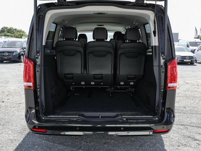 MERCEDES-BENZ V 300 Avantgarde,Extralang,2xSchiebetür el.,AHK... - Minibus, Passenger van: picture 2 MERCEDES-BENZ V 300 Avantgarde,Extralang,2xSchiebetür el.,AHK... - Minibus, Passenger van: picture 2