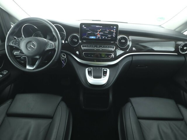 MERCEDES-BENZ V 300 Avantgarde Extralang,2xSchiebetür elektr.... - Passenger van: picture 2 MERCEDES-BENZ V 300 Avantgarde Extralang,2xSchiebetür elektr.... - Passenger van: picture 2