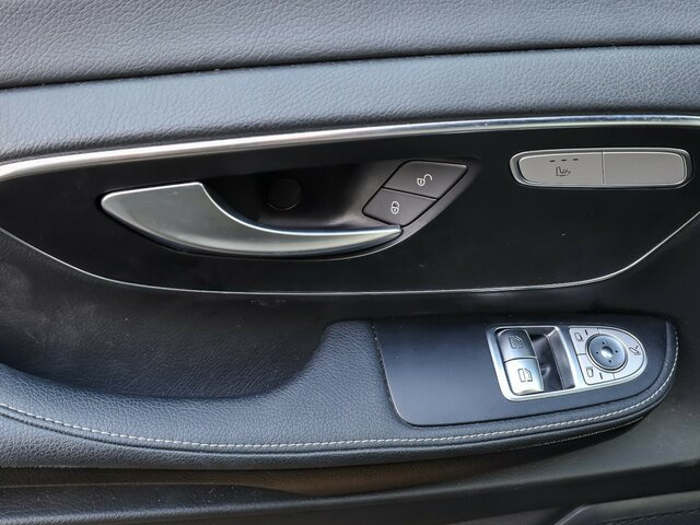 Leasing of MERCEDES-BENZ V 300 Avantgarde Extralang,2xSchiebetür elektr.... MERCEDES-BENZ V 300 Avantgarde Extralang,2xSchiebetür elektr....: picture 10
