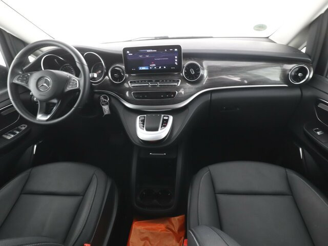 MERCEDES-BENZ V 300 Avantgarde Extralang,Allrad,2Schiebetüren... - Passenger van: picture 2 MERCEDES-BENZ V 300 Avantgarde Extralang,Allrad,2Schiebetüren... - Passenger van: picture 2