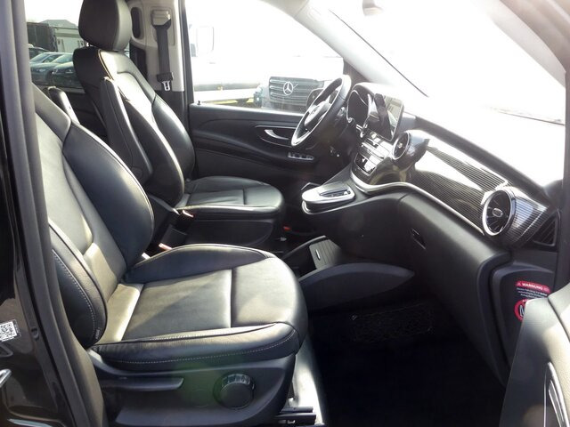 MERCEDES-BENZ V 300 Edition Extralang,2xSchiebetür el.,8Sitzer - Passenger van: picture 3 MERCEDES-BENZ V 300 Edition Extralang,2xSchiebetür el.,8Sitzer - Passenger van: picture 3