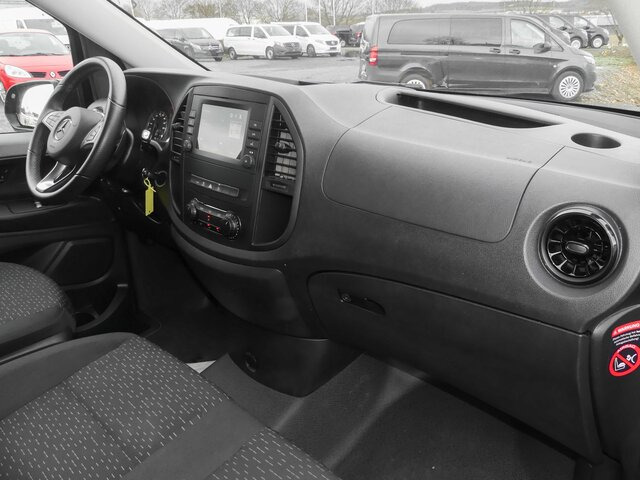 MERCEDES-BENZ Vito 116CDI lang,TourerPro,2Klima,9Sitze,Kamera - Minibus, Passenger van: picture 4 MERCEDES-BENZ Vito 116CDI lang,TourerPro,2Klima,9Sitze,Kamera - Minibus, Passenger van: picture 4