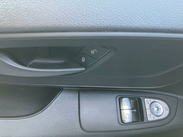 MERCEDES-BENZ Vito 116TourerPro ,Extralang,2xKlima,Kamera,AHK - Passenger van: picture 5 MERCEDES-BENZ Vito 116TourerPro ,Extralang,2xKlima,Kamera,AHK - Passenger van: picture 5