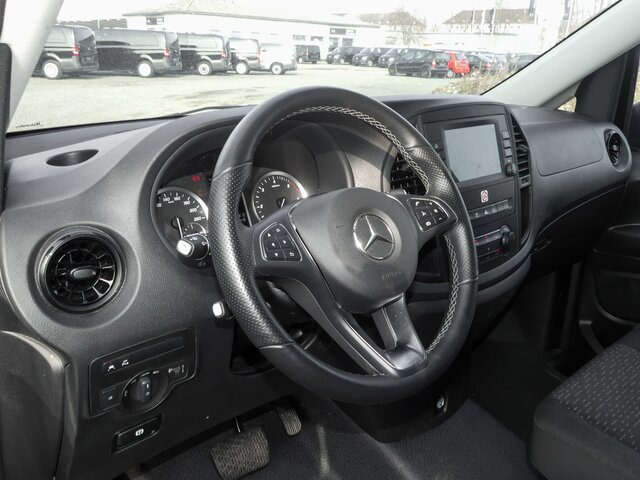 MERCEDES-BENZ Vito 116TourerPro ,Extralang,2xKlima,Kamera,AHK - Passenger van: picture 5 MERCEDES-BENZ Vito 116TourerPro ,Extralang,2xKlima,Kamera,AHK - Passenger van: picture 5
