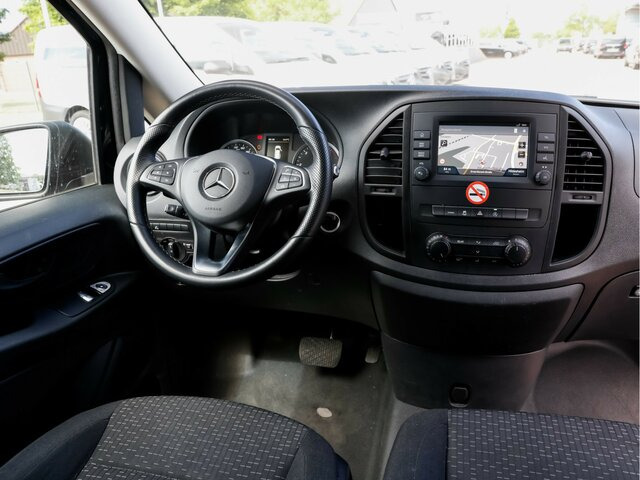 MERCEDES-BENZ Vito 116TourerPro ,Extralang,2xKlima,Kamera,AHK - Minibus, Passenger van: picture 5 MERCEDES-BENZ Vito 116TourerPro ,Extralang,2xKlima,Kamera,AHK - Minibus, Passenger van: picture 5