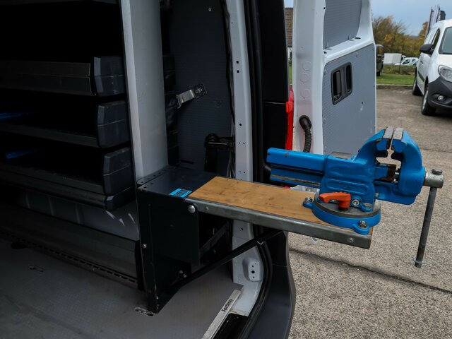 MERCEDES-BENZ Vito114CDI KA lang ,Klima,Sortimo Regalsystem... - Small van: picture 3 MERCEDES-BENZ Vito114CDI KA lang ,Klima,Sortimo Regalsystem... - Small van: picture 3