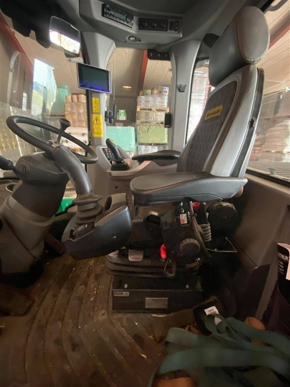 New Holland W170D lang arm - Wheel loader: picture 5 New Holland W170D lang arm - Wheel loader: picture 5